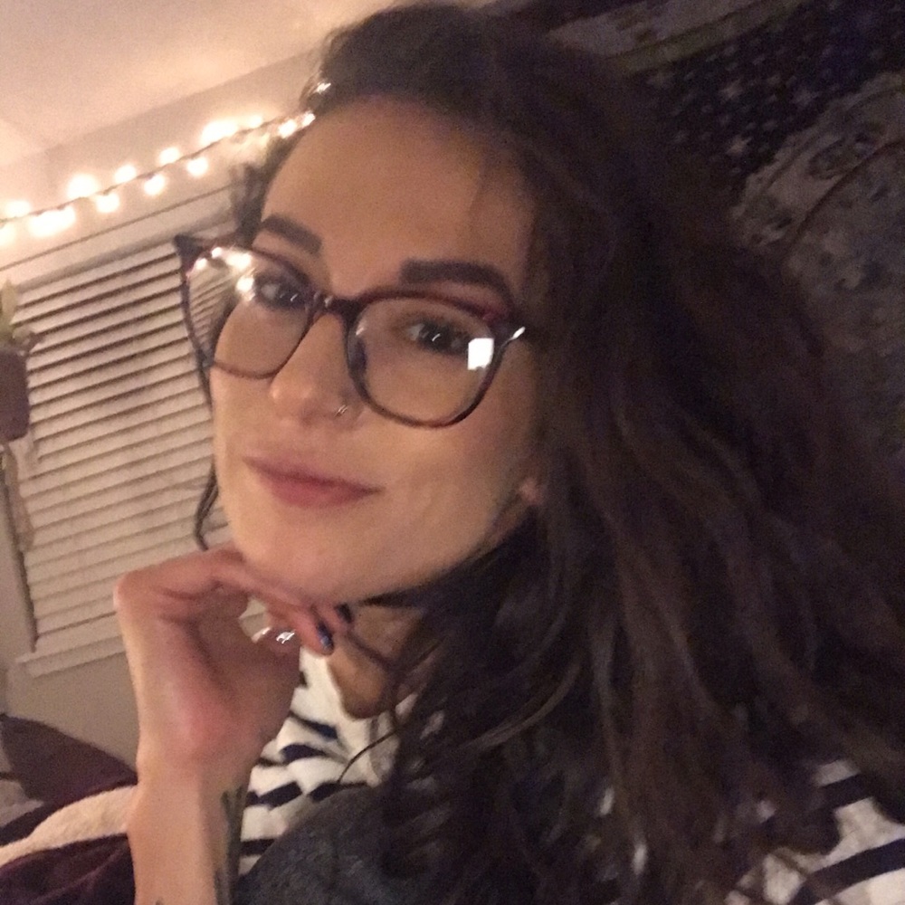 Meet your Posher, Cydne